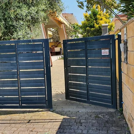 Villa Villino Moderno Con Giardino A 90 Metri Dal Mare