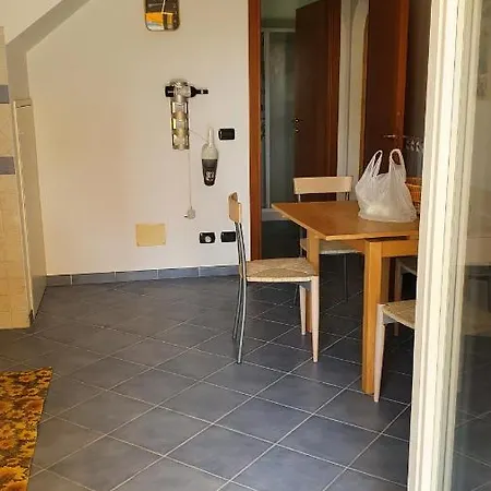 Villino Moderno Con Giardino A 90 Metri Dal Mare *