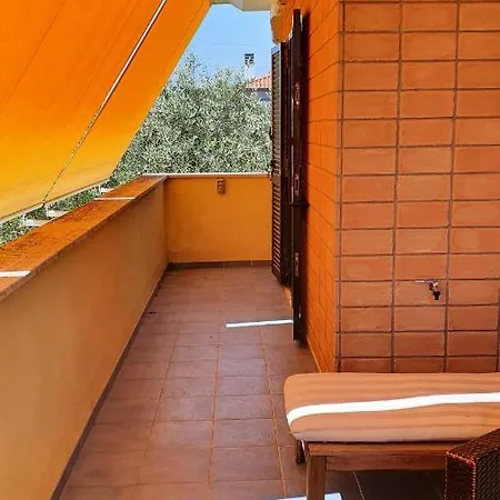 Villino Moderno Con Giardino A 90 Metri Dal Mare Anzio